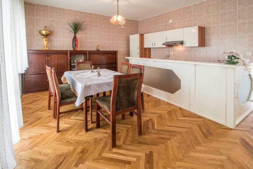 Beljan Apartments Krk Town Eksteriør billede